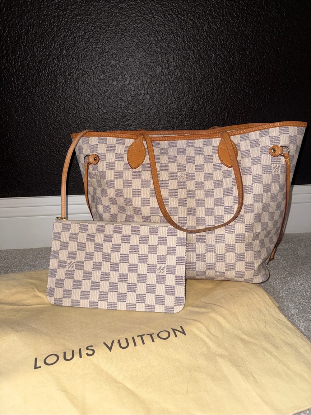 Louis Vuitton Damier Azur Canvas Neverfull Tote in White/Tan